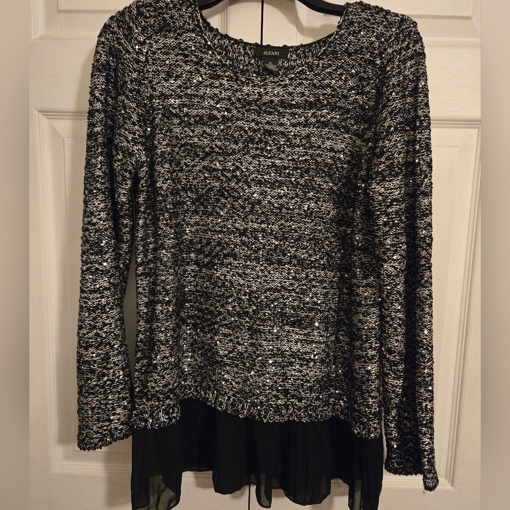 Alfani Black and White Knit Top